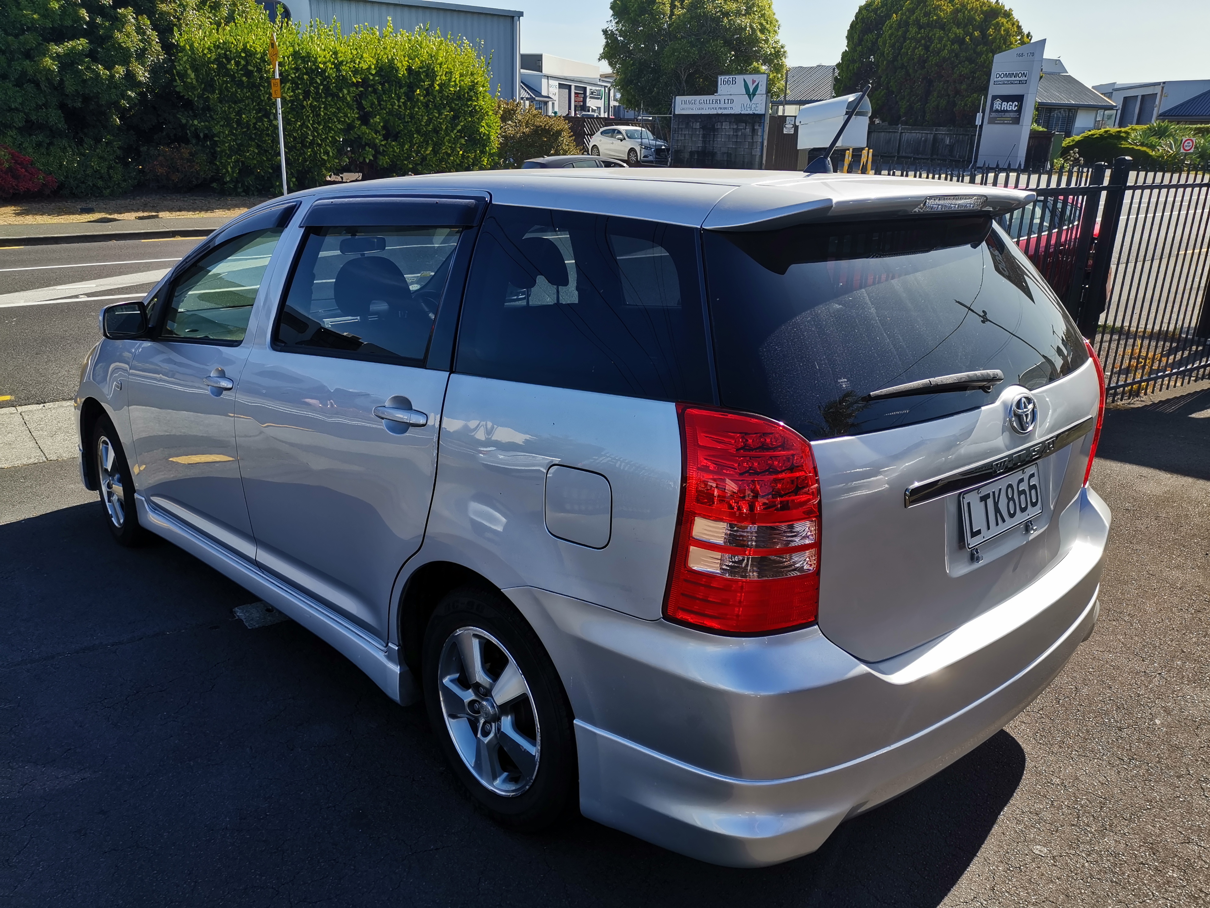 Toyota Wish 2005 Lease2Go